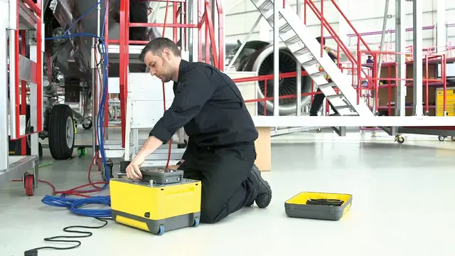 Druck er verdensledende produsent av Air Data Test Sett / Pitot Static Testere som benyttes til test og validering av måleinstrumenter for høyde og fart, samt lekkasjetest av pitot static systemer på alle typer fly og helikopter innenfor sivil og militær luftfart. 

